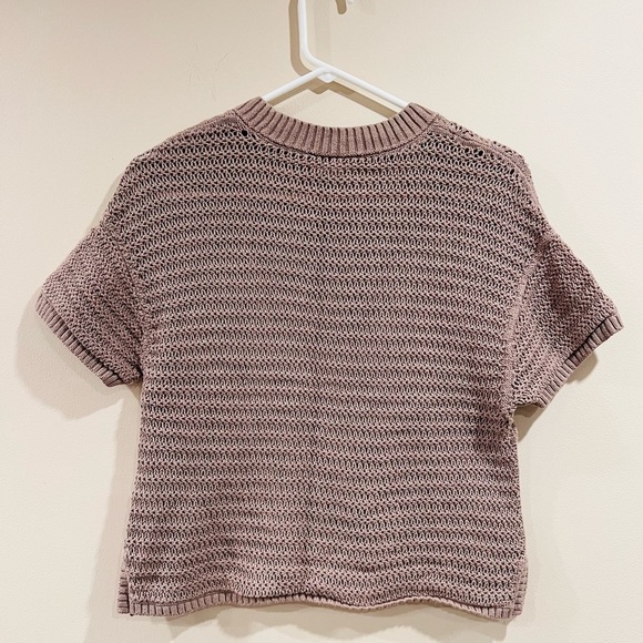 🔥Abercrombie & Fitch Taupe Knit Short Sleeve Sweater🔥 - Picture 2 of 6